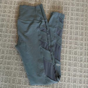 Alo Leggings